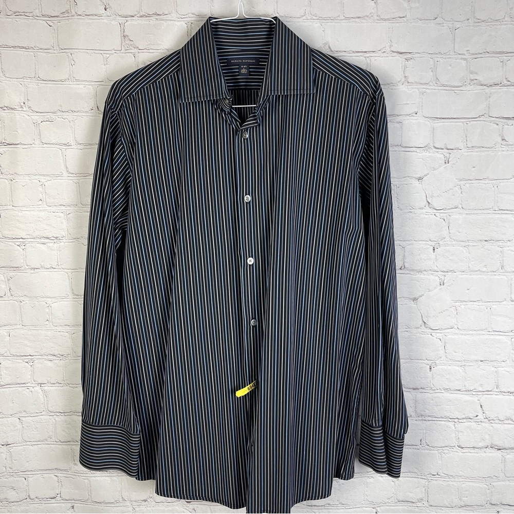 BANANA REPUBLIC men's cotton dark blue with pinstripe button-up shirt, size L - Picture 5 of 5